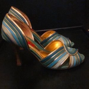 NaNa turquoise and gold 4” heel